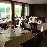 Szepia Bio And Art Hotel