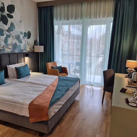 Szepia Bio And Art Zsámbék