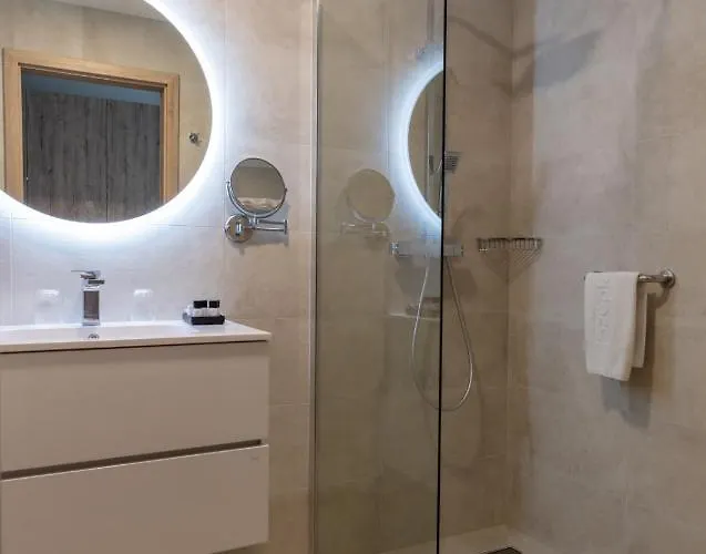 Szepia Bio And Art Zsambek