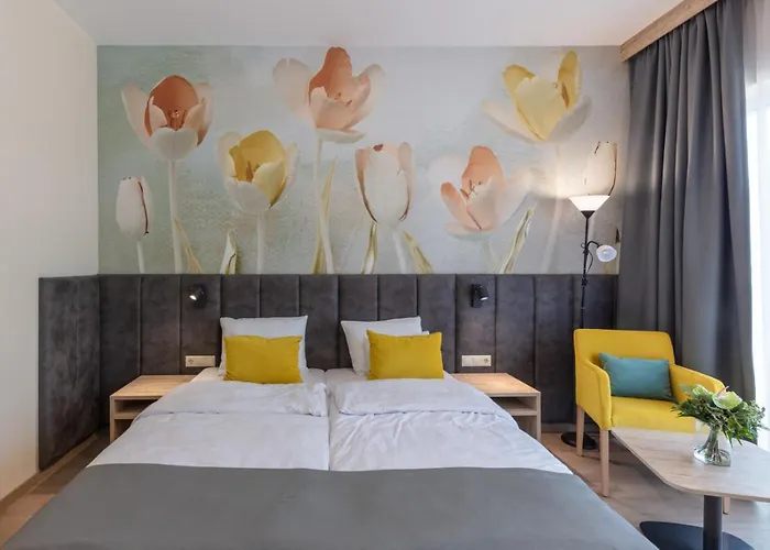 Szepia Bio And Art Hotell 4*