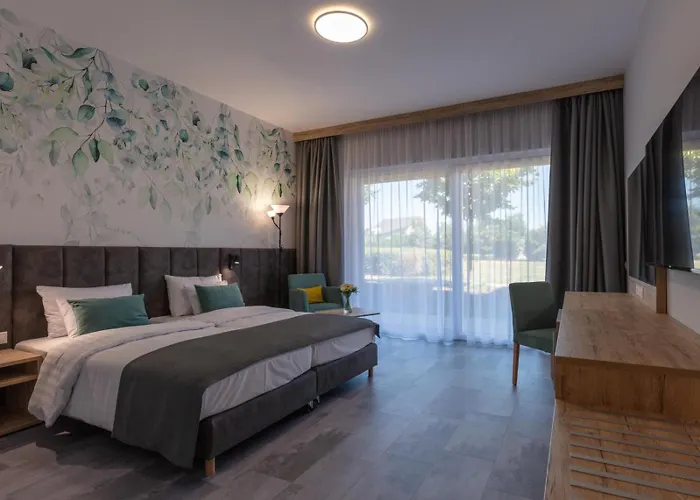 Szepia Bio And Art Hotell