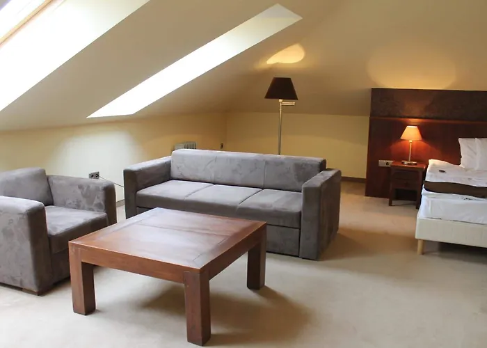 Szepia Bio And Art Zsambek