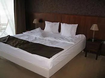 Hotell Szepia Bio And Art